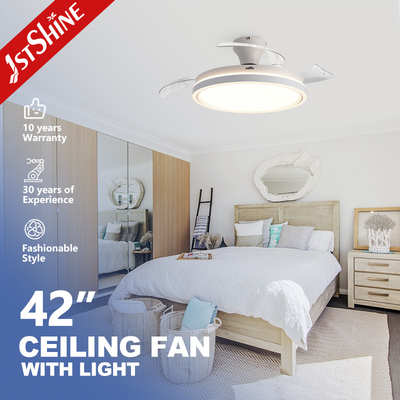 গুণ  Flush Mounted 42" Retractable Ceiling Fan Light DC Motor 6 Speed Remote Control কারখানা