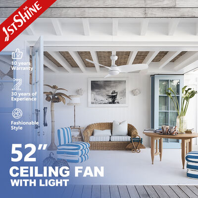 ভালো দাম ৫২ ইঞ্চি আধুনিক সাদা প্লাস্টিক সিলিং ফ্যান এবিএস ব্লেড এবং শান্ত ডিসি মোটর ইন্টিগ্রেটেড এলইডি লাইট সহ অনলাইন